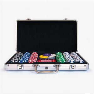 Набор на 300 фишек для покера без номинала